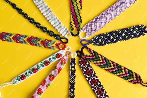 bracelets amitie bricolage tisses main fil broder